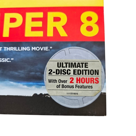 SUPER 8 DVD / Blu-ray / digital copy (if not expired) (2011 from J. J. Abrams) - Picture 3 of 4